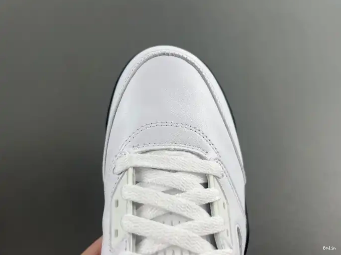 Bmlin Shoes BLACK' DD0587-110 JORDAN 'WHITE AIR RETRO 5 0610